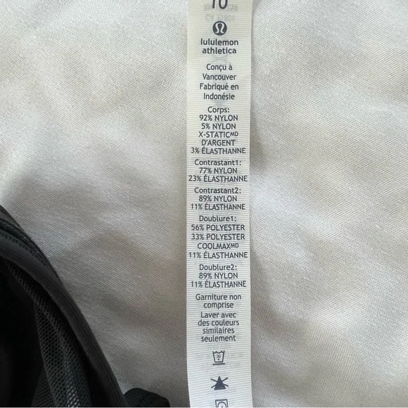 **SOLD***Lululemon Black Tough It Out Tank Sz 10 w/Attached Sports Bra - Picture 12 of 16